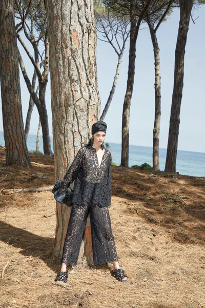 Look 11